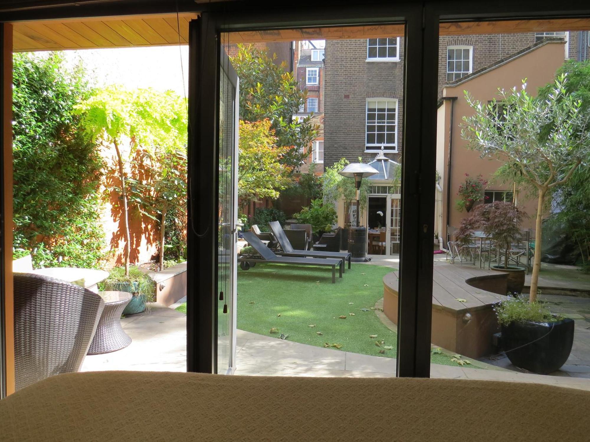 Romantic Bungalow In Notting Hill London Exterior photo
